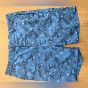 Men’s 34 G/Fore shorts